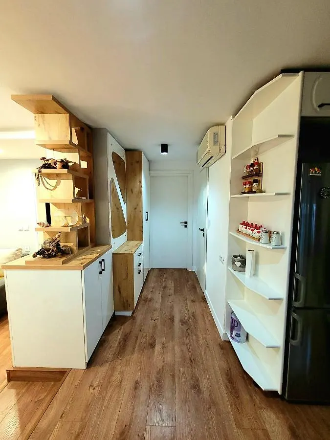 Loi Apartment Sarandë